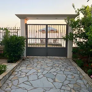 sunset-studios.albaniahotels.org/
